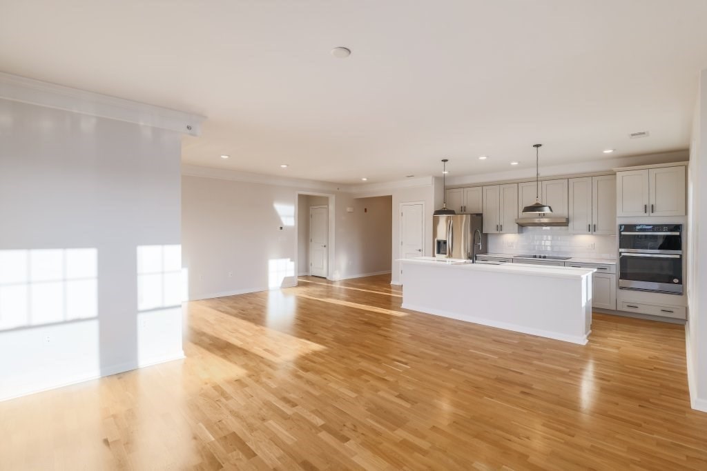 6 Peters Farm Way # 406 Property Photo 10