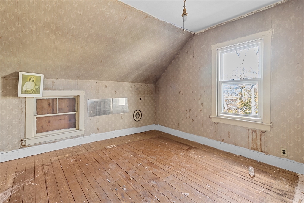 49 Berkley St Property Photo 30