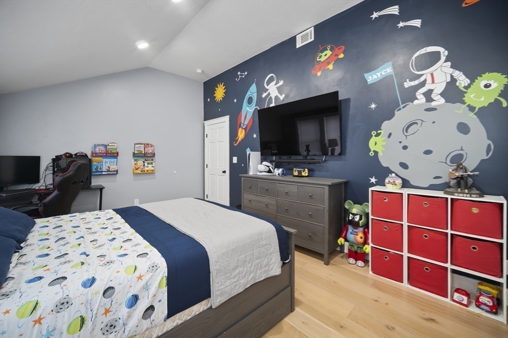 17 Savin Street Property Photo 22