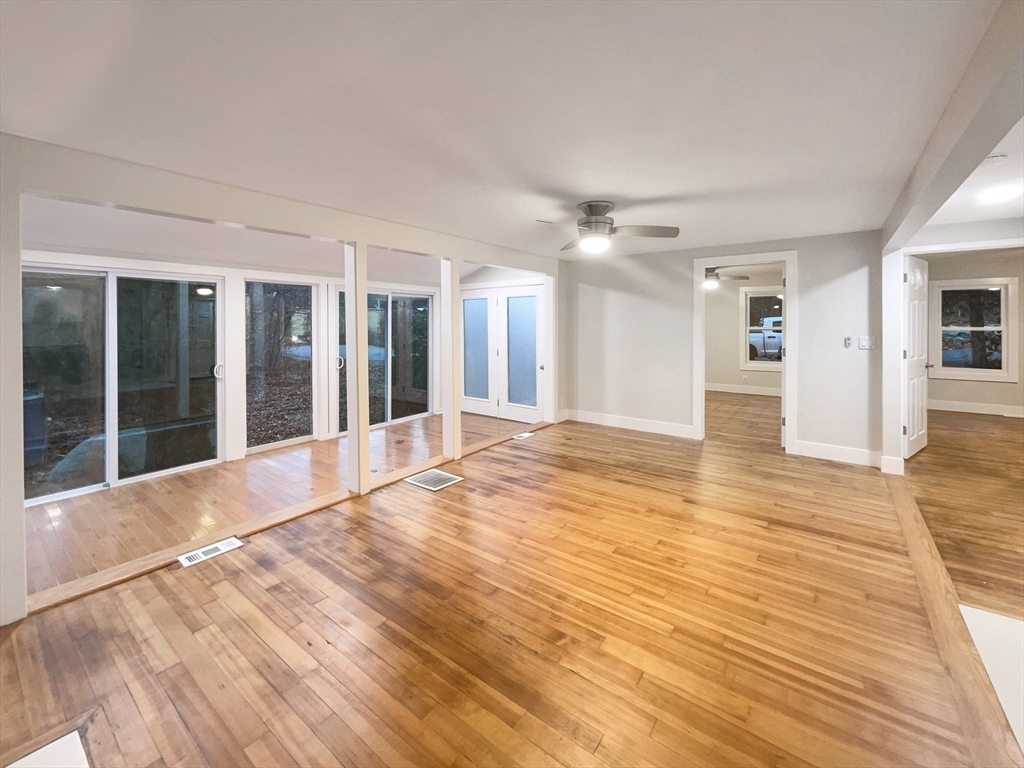 8 Wyman Ave Property Photo 3