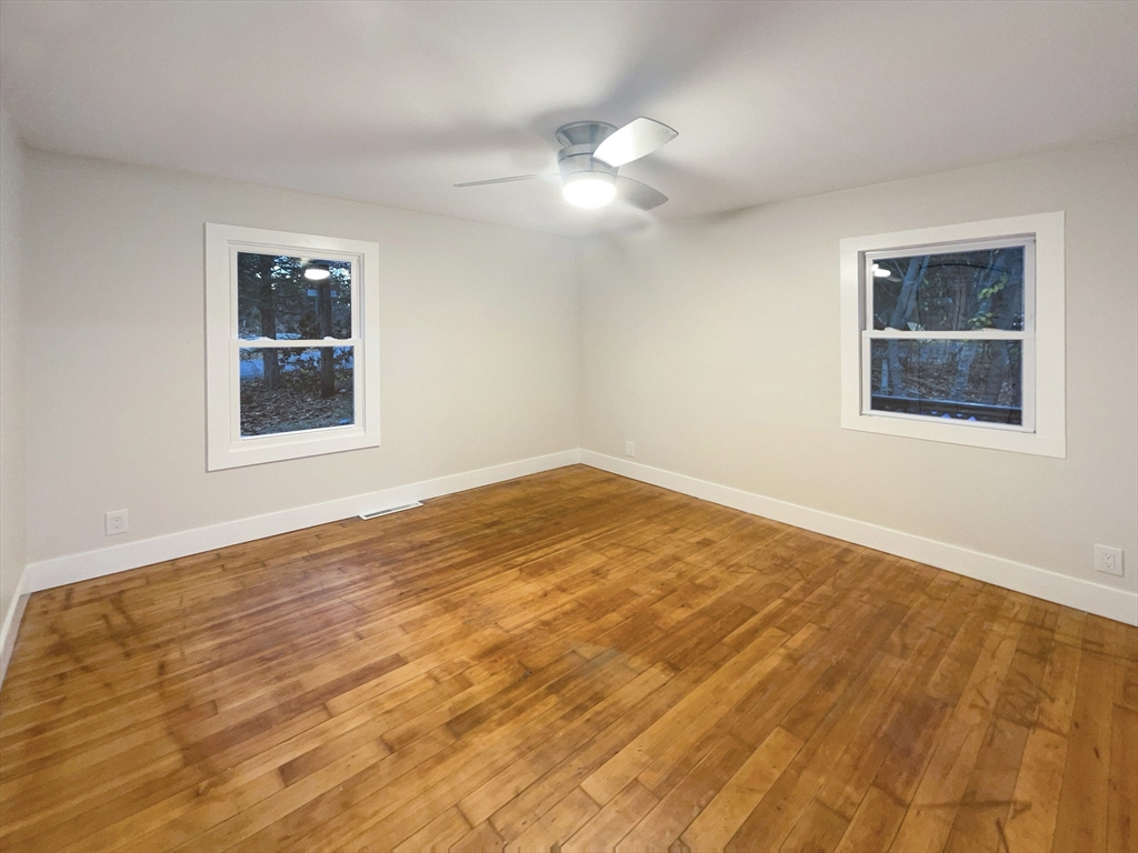 8 Wyman Ave Property Photo 5