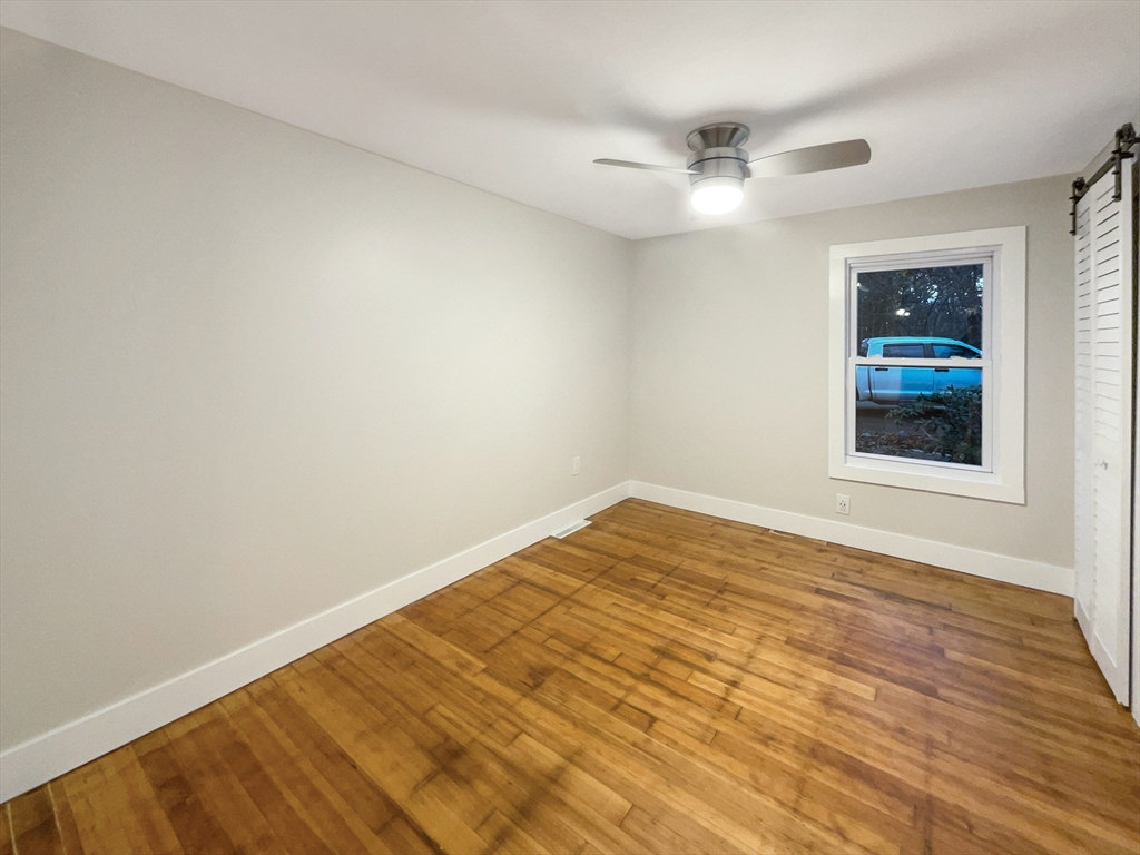 8 Wyman Ave Property Photo 14