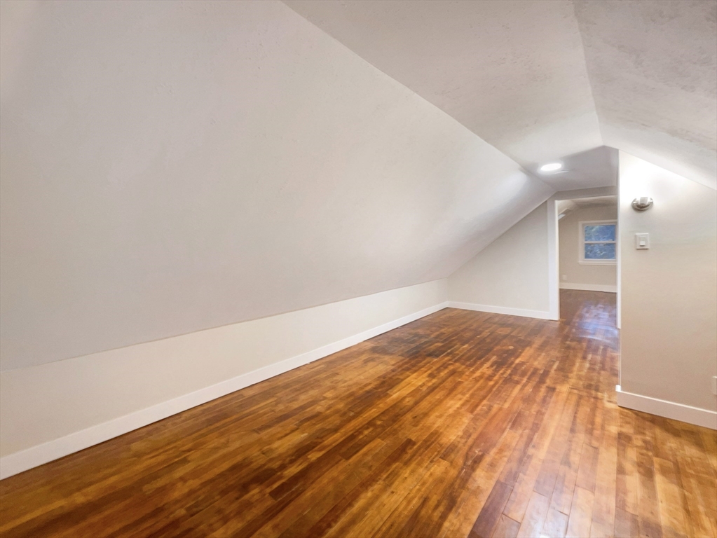 8 Wyman Ave Property Photo 21