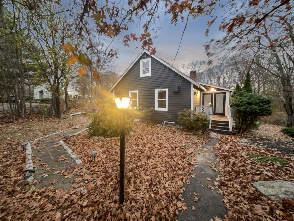 8 Wyman Ave Property Photo 25