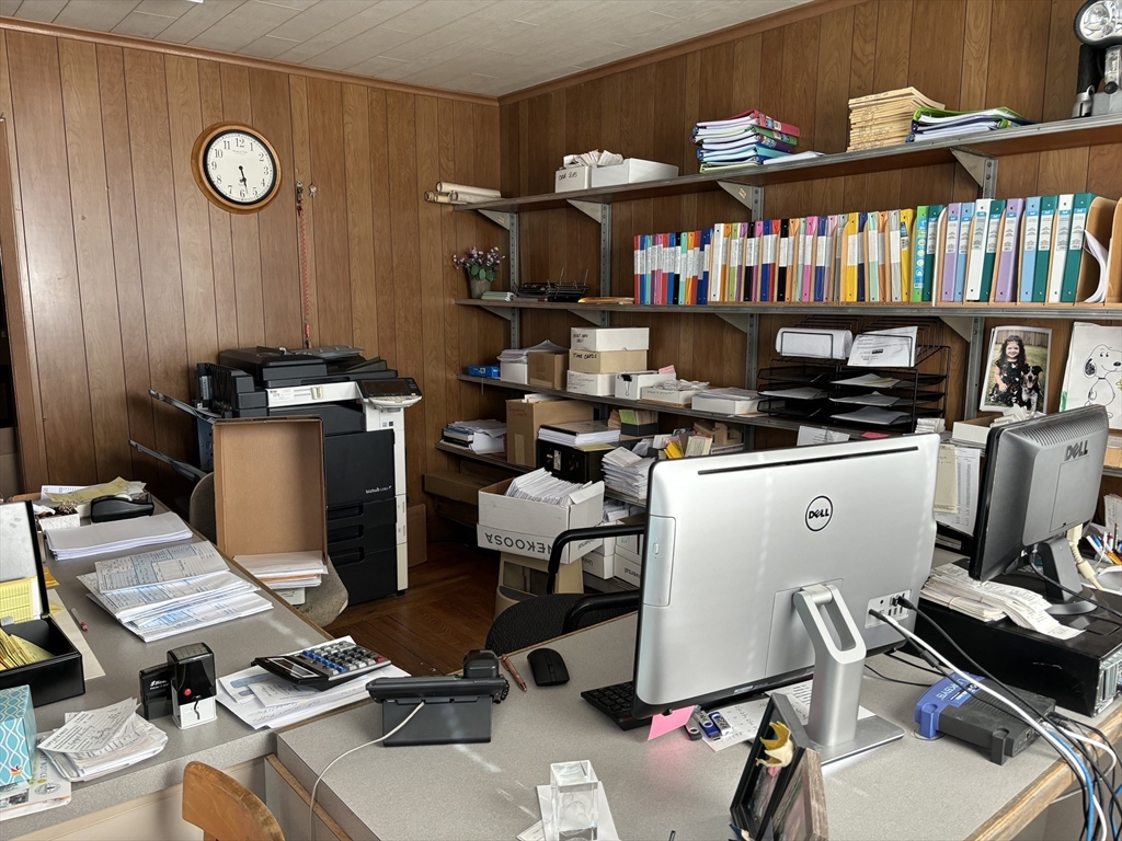 000 Address Withheld Property Photo 21