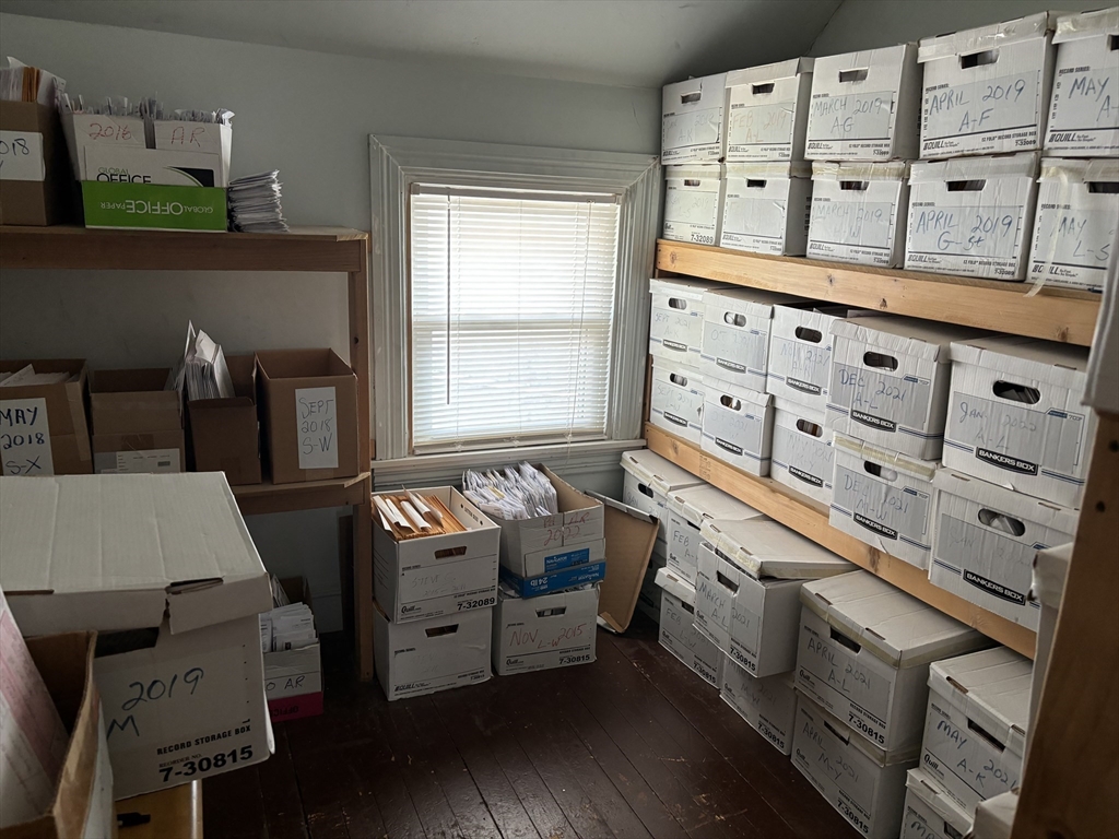 000 Address Withheld Property Photo 27