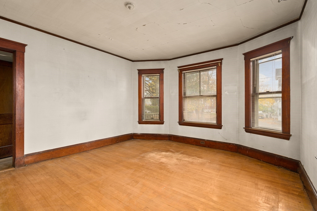 44 Warren Ave Property Photo 15