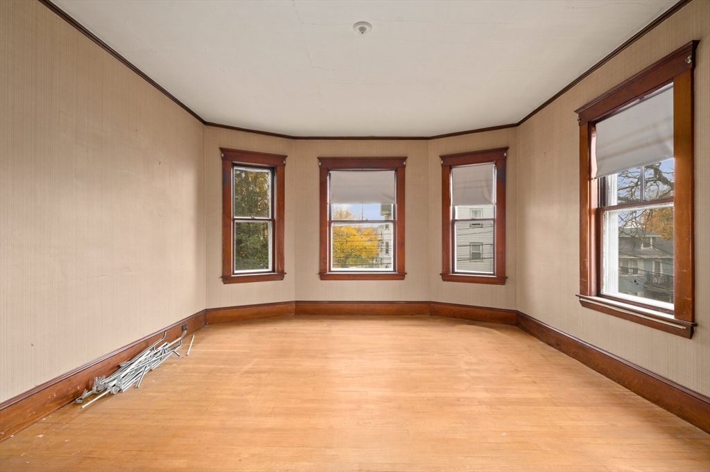 44 Warren Ave Property Photo 17