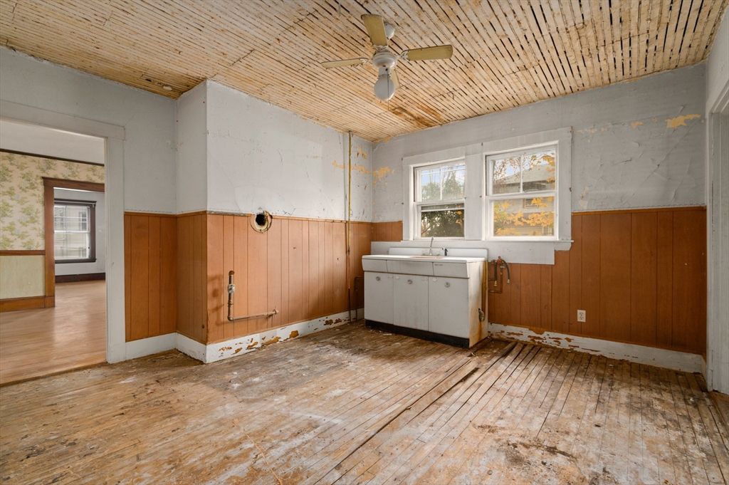 44 Warren Ave Property Photo 28