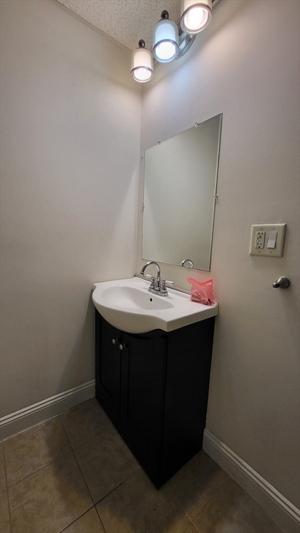 54 Queen Street # 1 Property Photo 9