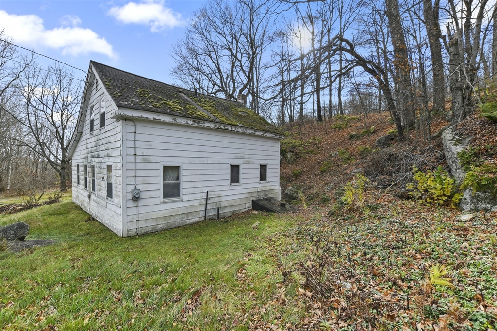 768 Washington Mountain Rd Property Photo 7
