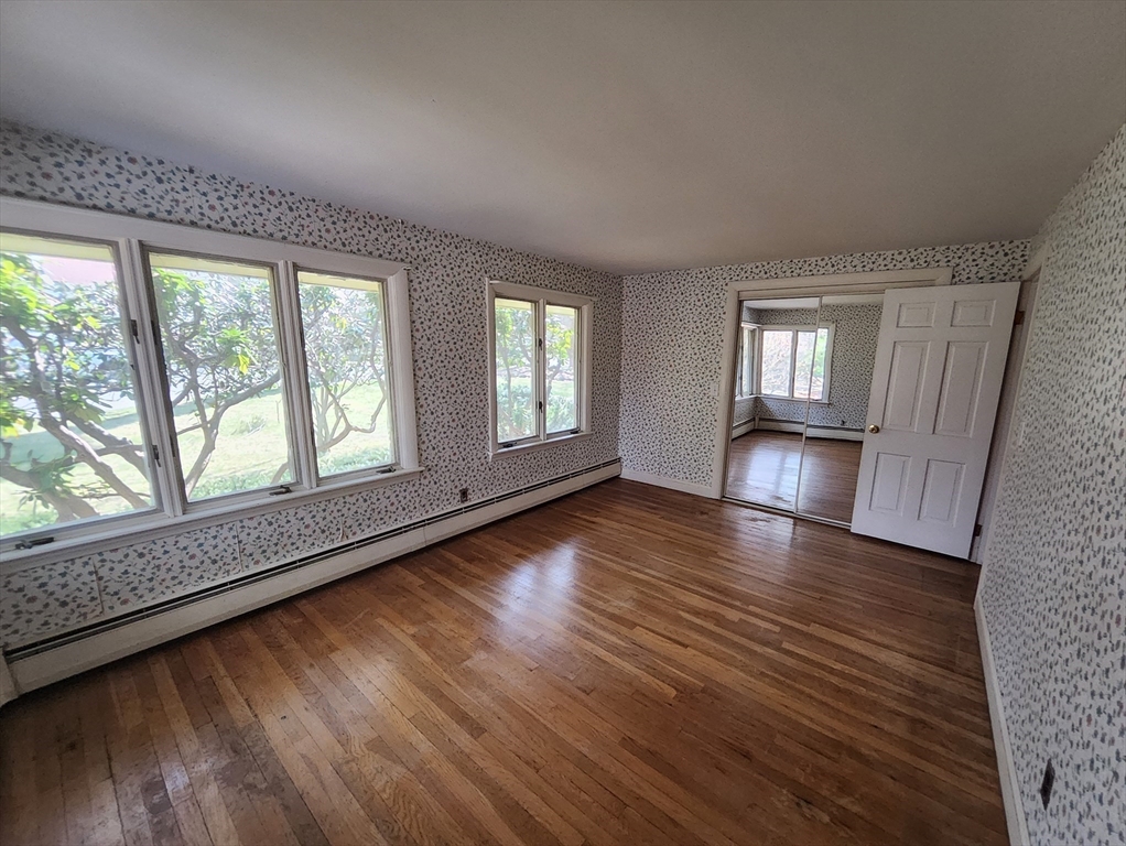 212 Chestnut Street Property Photo 21