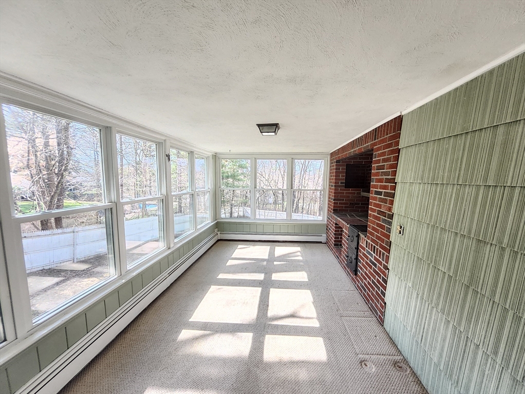 212 Chestnut Street Property Photo 24