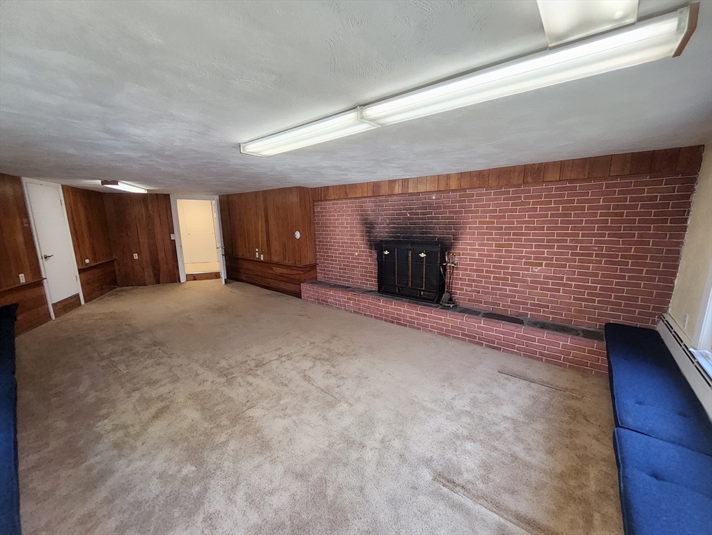 212 Chestnut Street Property Photo 28