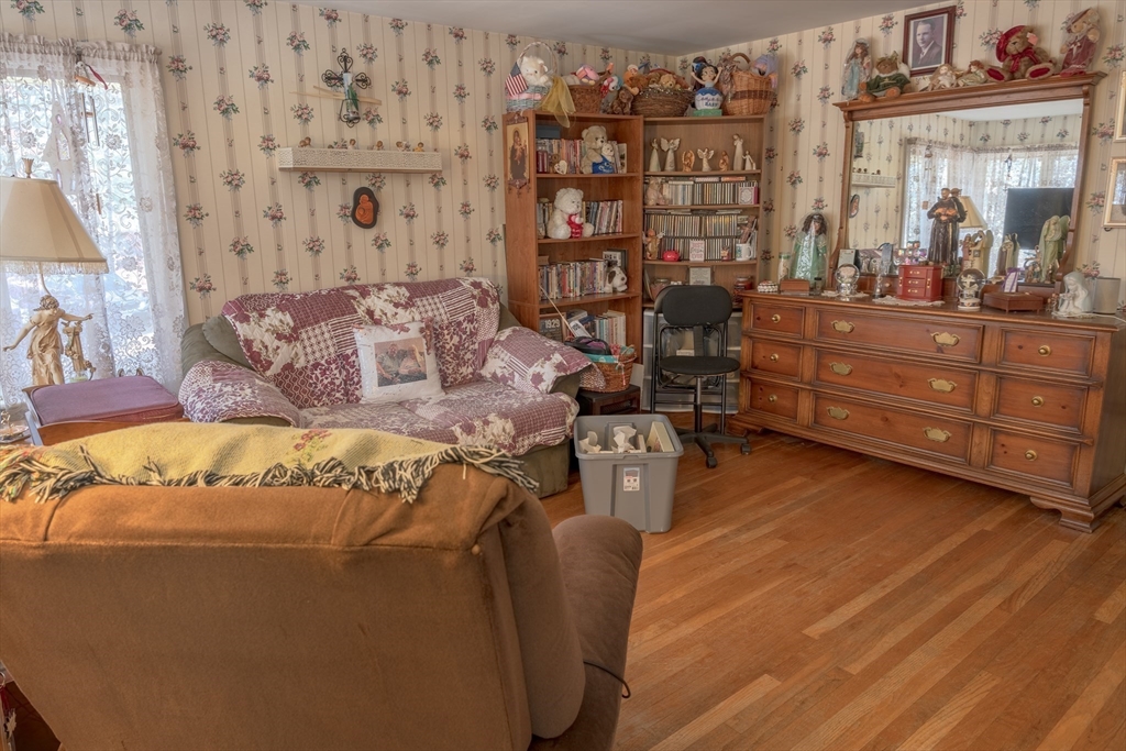 212 Chestnut Street Property Photo 19