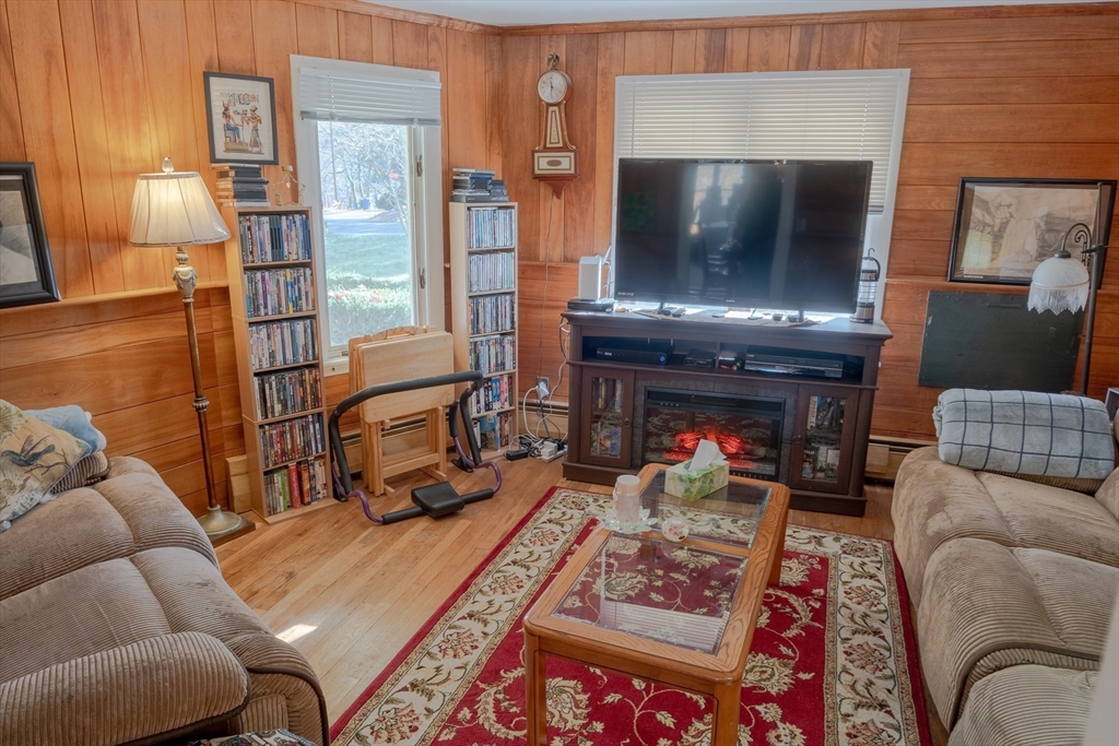 212 Chestnut Street Property Photo 20