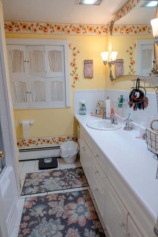 212 Chestnut Street Property Photo 23