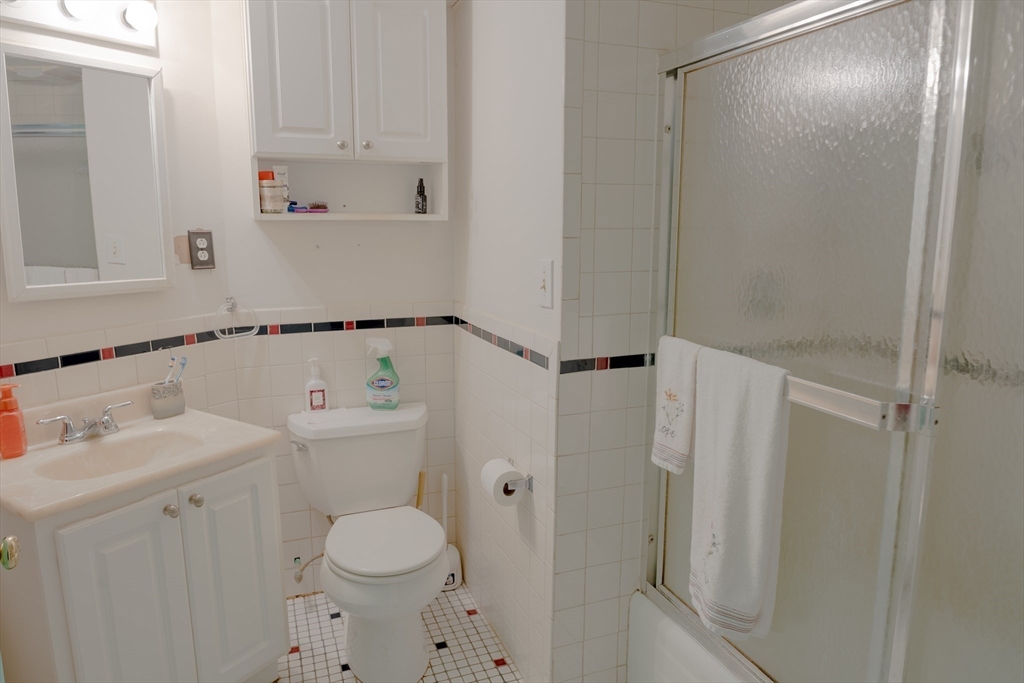 212 Chestnut Street Property Photo 37