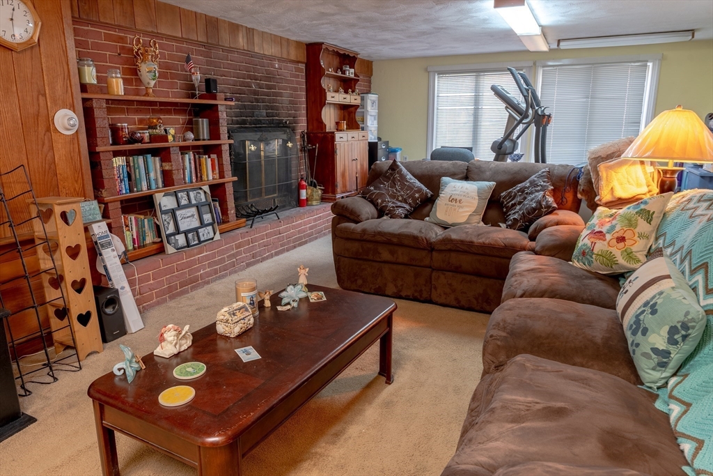 212 Chestnut Street Property Photo 39