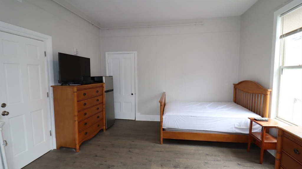 44 South St Property Photo 9