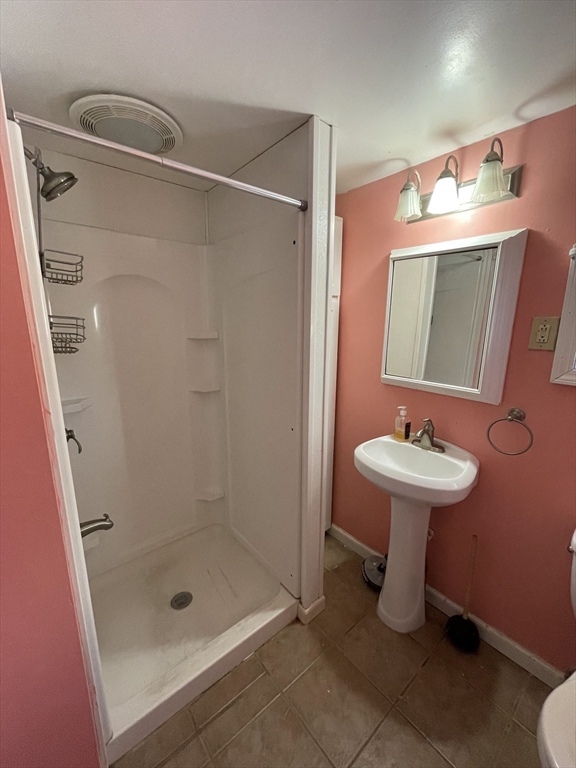 20 Farragut Street Property Photo 7