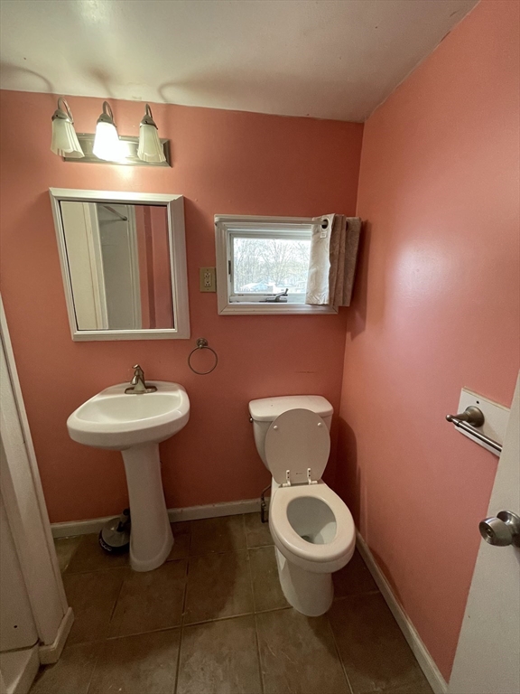 20 Farragut Street Property Photo 9