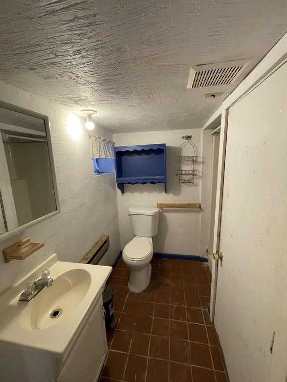 20 Farragut Street Property Photo 18