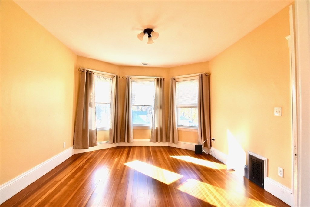 710 Metropolitan Ave # 3 Property Photo 13