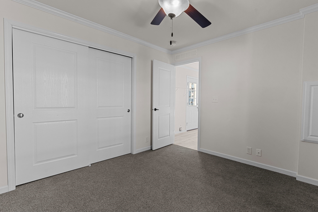 548 Kenyon Ave # 25 Property Photo 11