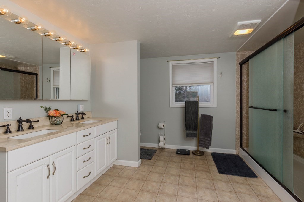 55 Brockelman Road Property Photo 18