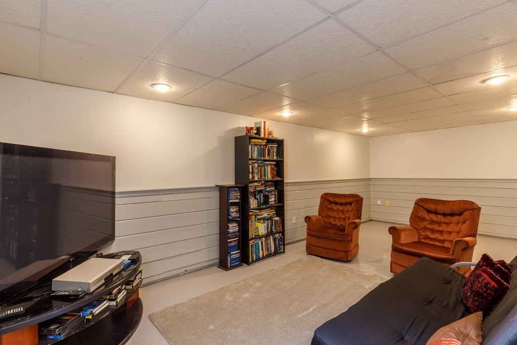 55 Brockelman Road Property Photo 28