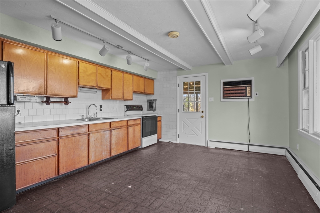 24 David Rd Property Photo 22