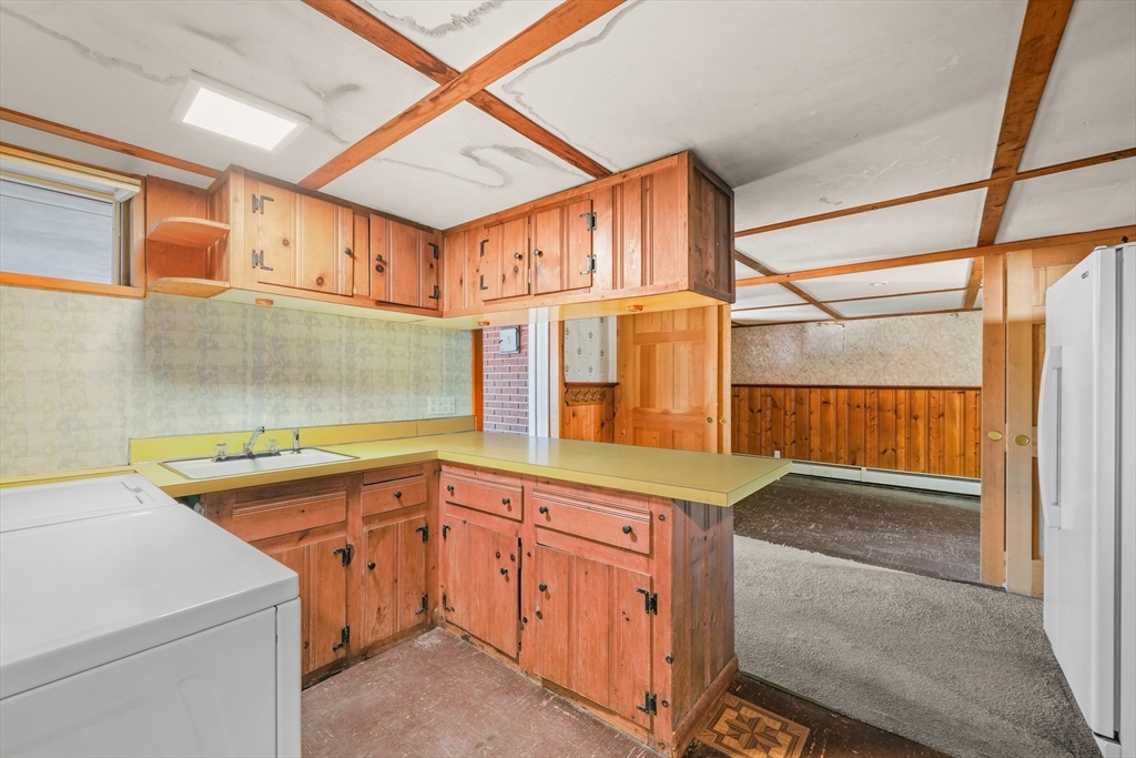 24 David Rd Property Photo 28