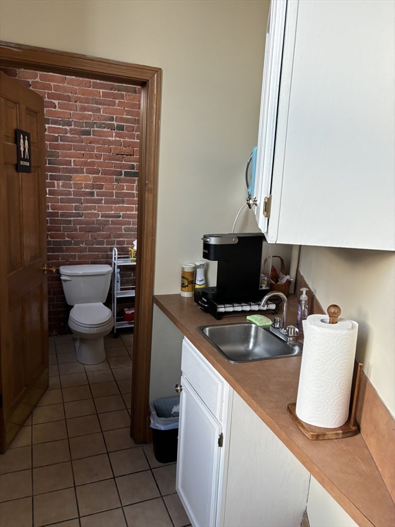 51 Union Street # 204 Property Photo 6