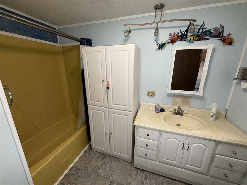 75 Crown Drive Property Photo 29