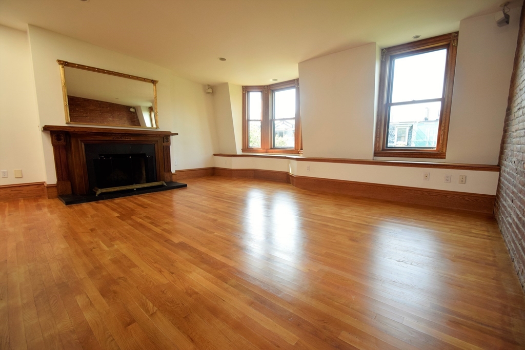 17 Holyoke St. # 4 Property Photo 4