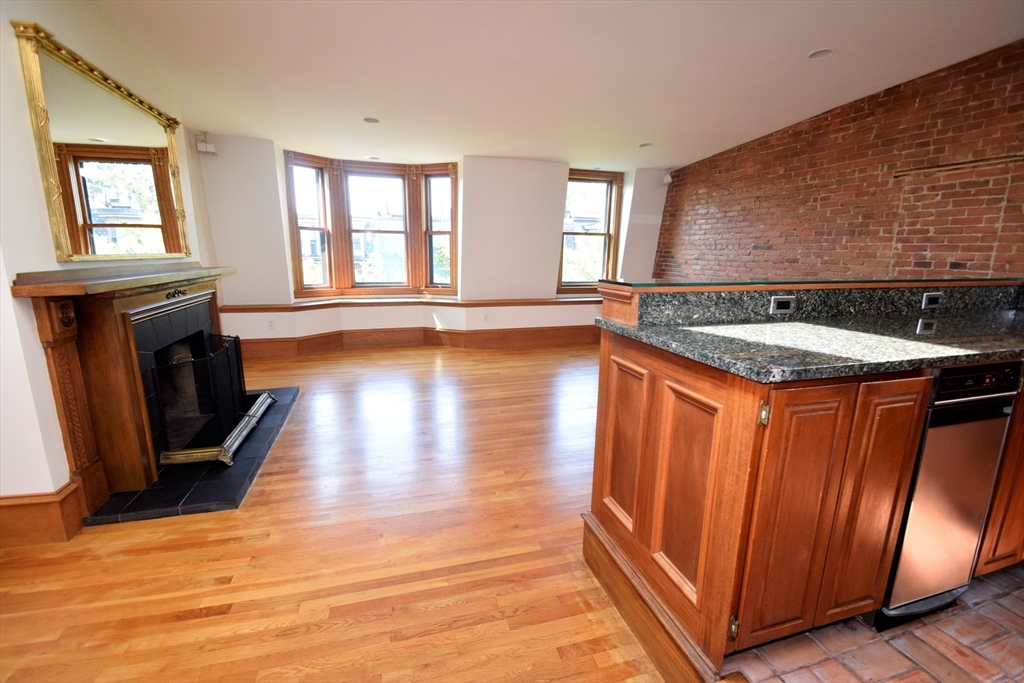 17 Holyoke St. # 4 Property Photo 9