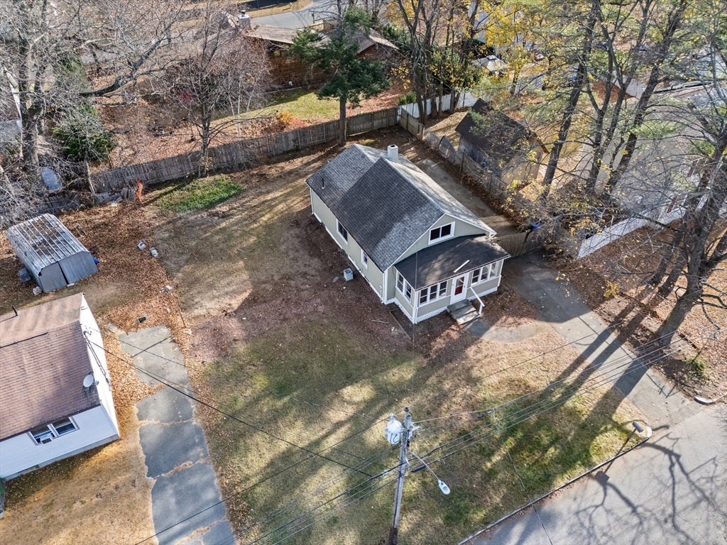 195 Almira Rd Property Photo 3