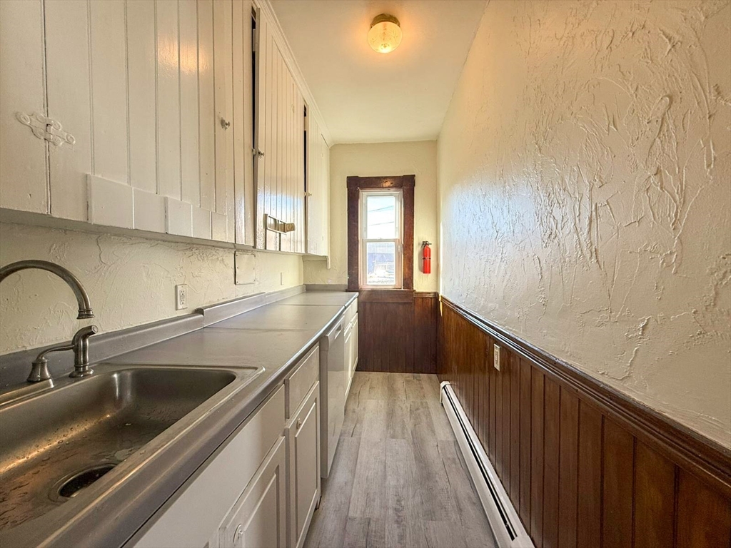 18 Olney St # 1 Property Photo 4