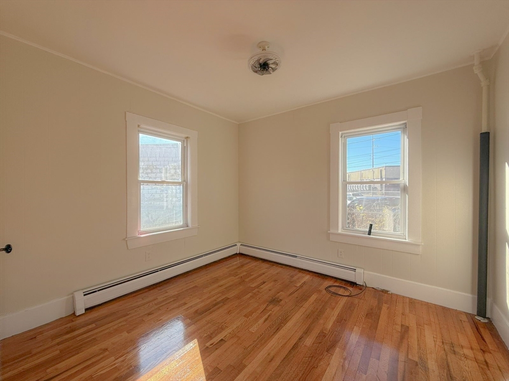 18 Olney St # 1 Property Photo 5