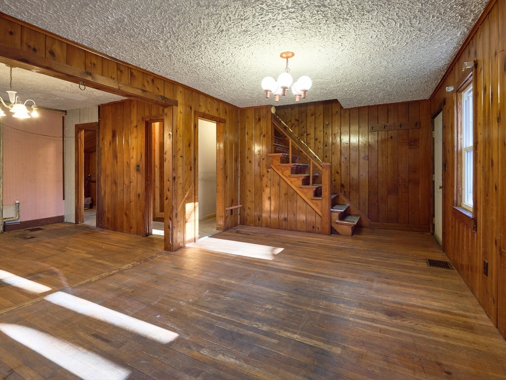 25 Stoneham Rd Property Photo 11