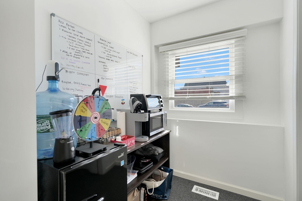 489 Ashley Blvd Property Photo 19
