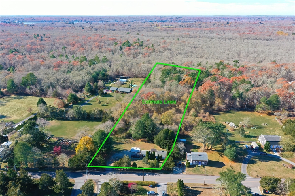 1371 Drift Rd Property Photo 3