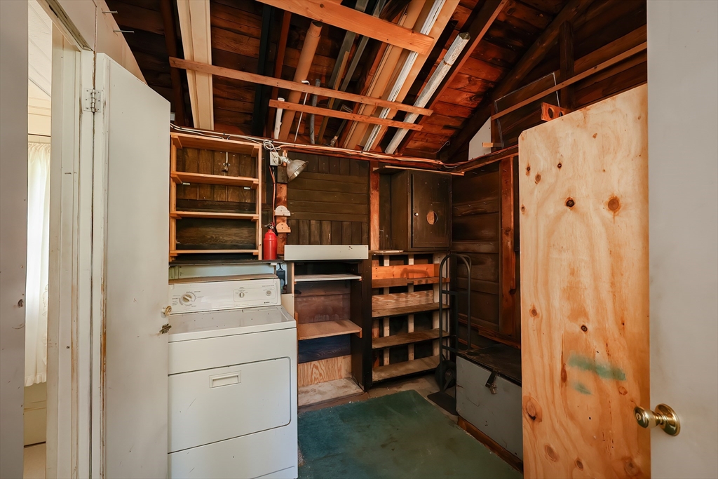 1371 Drift Rd Property Photo 32