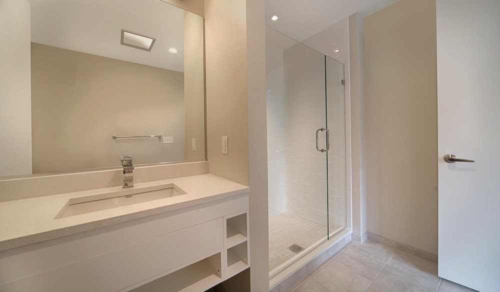 270 3rd Street # 513 Property Photo 4