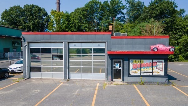 678 Main St Property Photo 1
