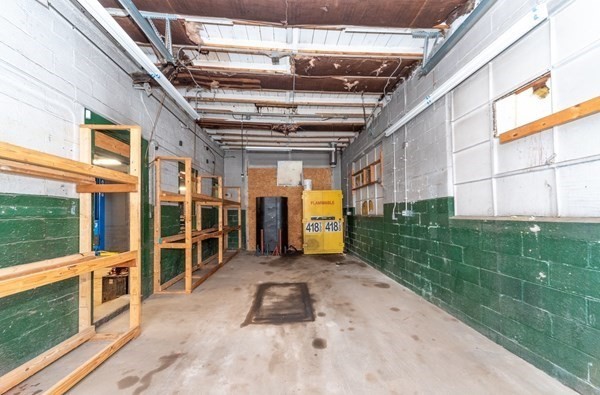 678 Main St Property Photo 10