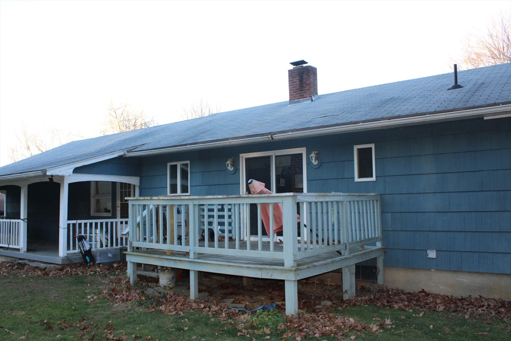 224 Wendell Rd Property Photo 3