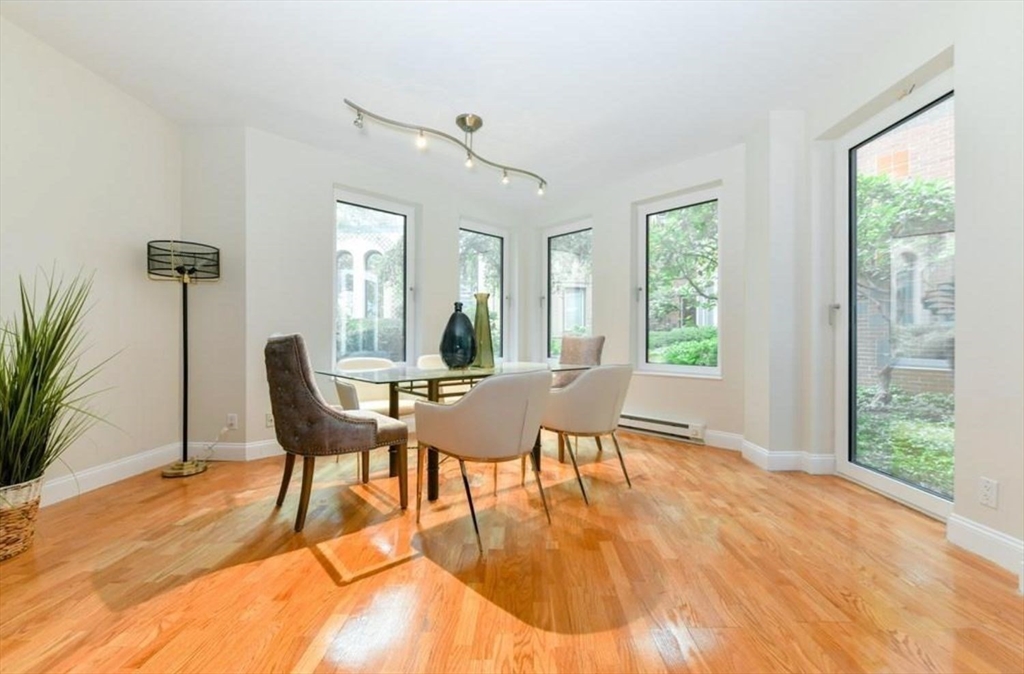 492 Beacon St # 11 Property Photo 5