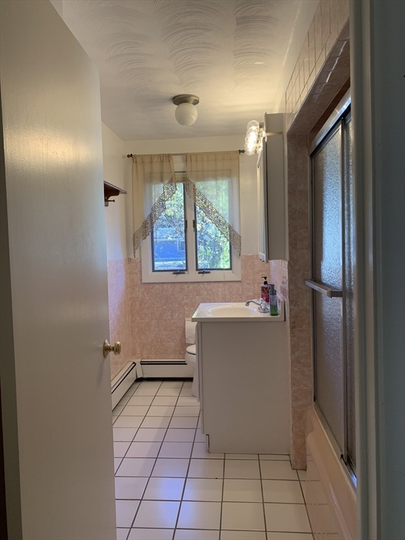 14 Eisenhower Rd Property Photo 16